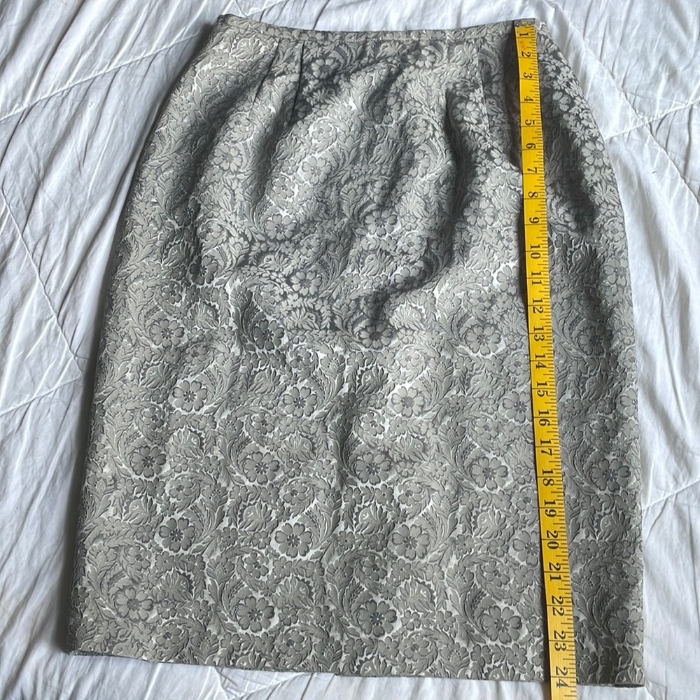 Dana Buchman‎ Floral Skirt size 6